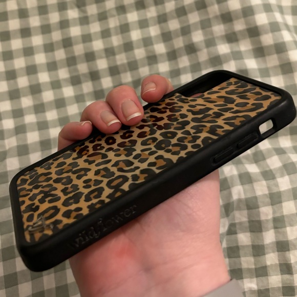 Cheetah Print Wildflower Case - iPhone X - Picture 2 of 6
